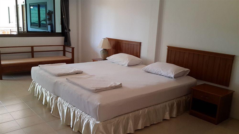 Hotel Baan Pitcha Lamai Beach  Exterior foto