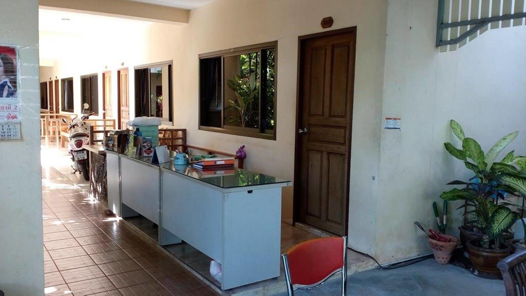 Hotel Baan Pitcha Lamai Beach  Exterior foto